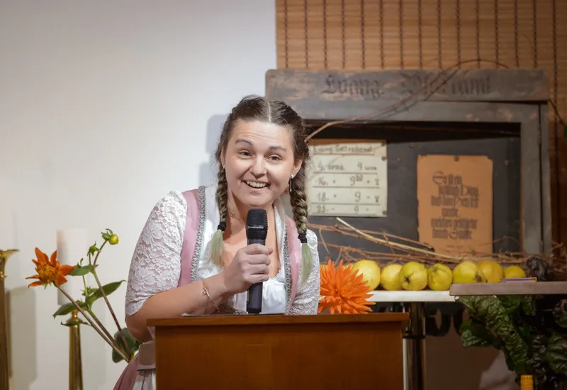 Christin als Rednerin für würdevollen Abschied